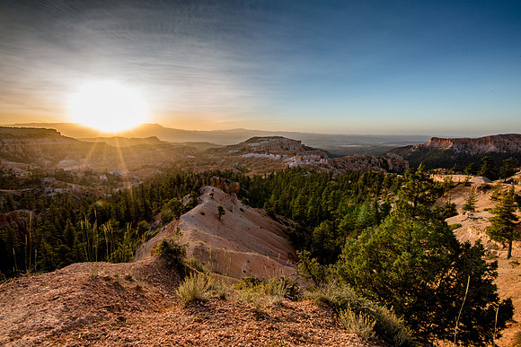 Sunrise in Bryce Canyon National Park, Utah